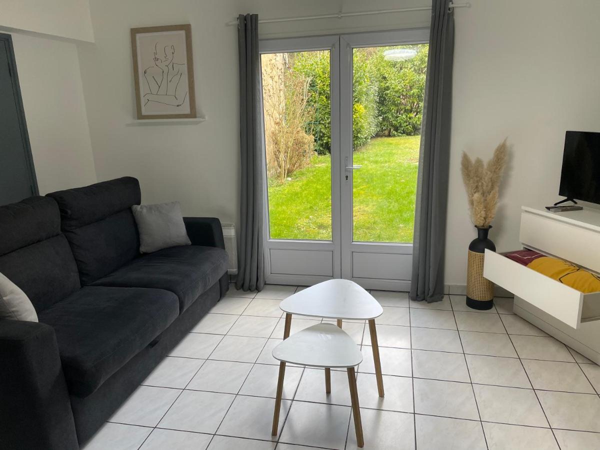 Ferienwohnung Le First Auversois Charmant Studio Avec Jardinet Exterior foto